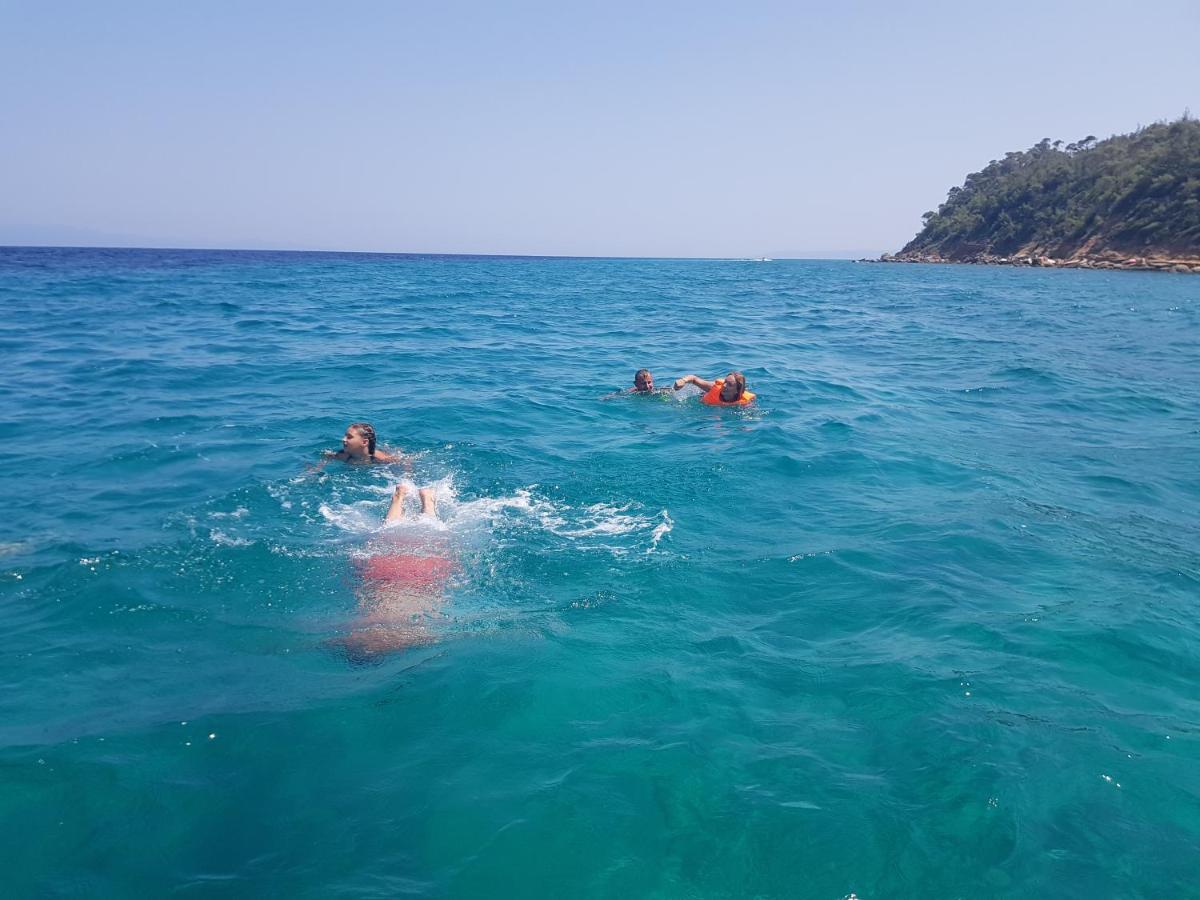 Halkidiki Rooms Nea Fokea Ngoại thất bức ảnh